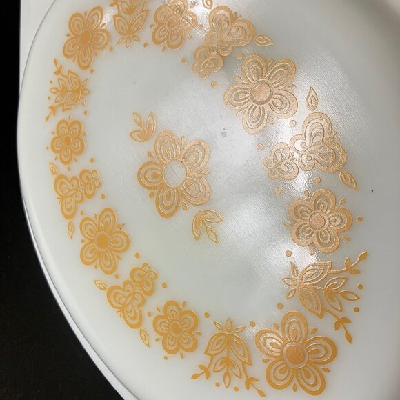 Pyrex Butterfly Gold Oval #943 Replacement Milk Glass Lid Only - Picture 8 of 11